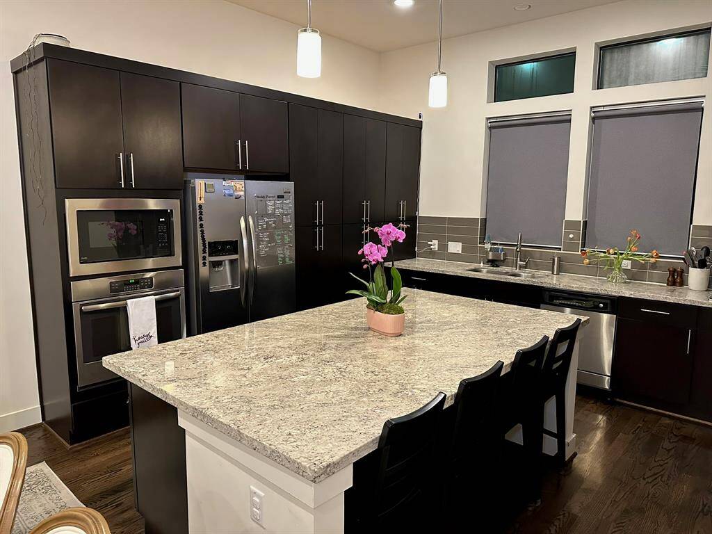 Kitchen with big beautiful island