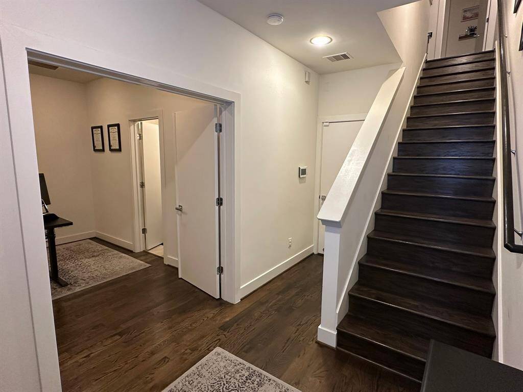 Front Entrance looking into Bedroom