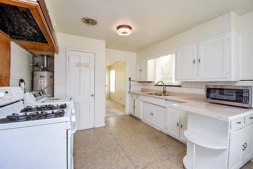Kitchen includes Appliances.