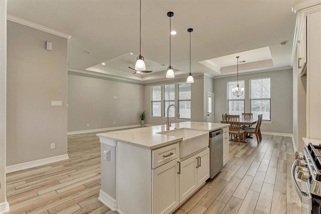 Inviting open-concept floor plan is ideal for everyday living and entertaining!
