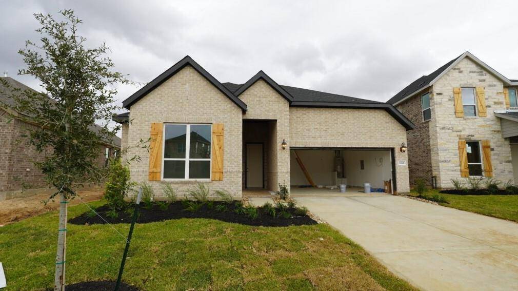 *This photo is a representation. Not actual homesite.*