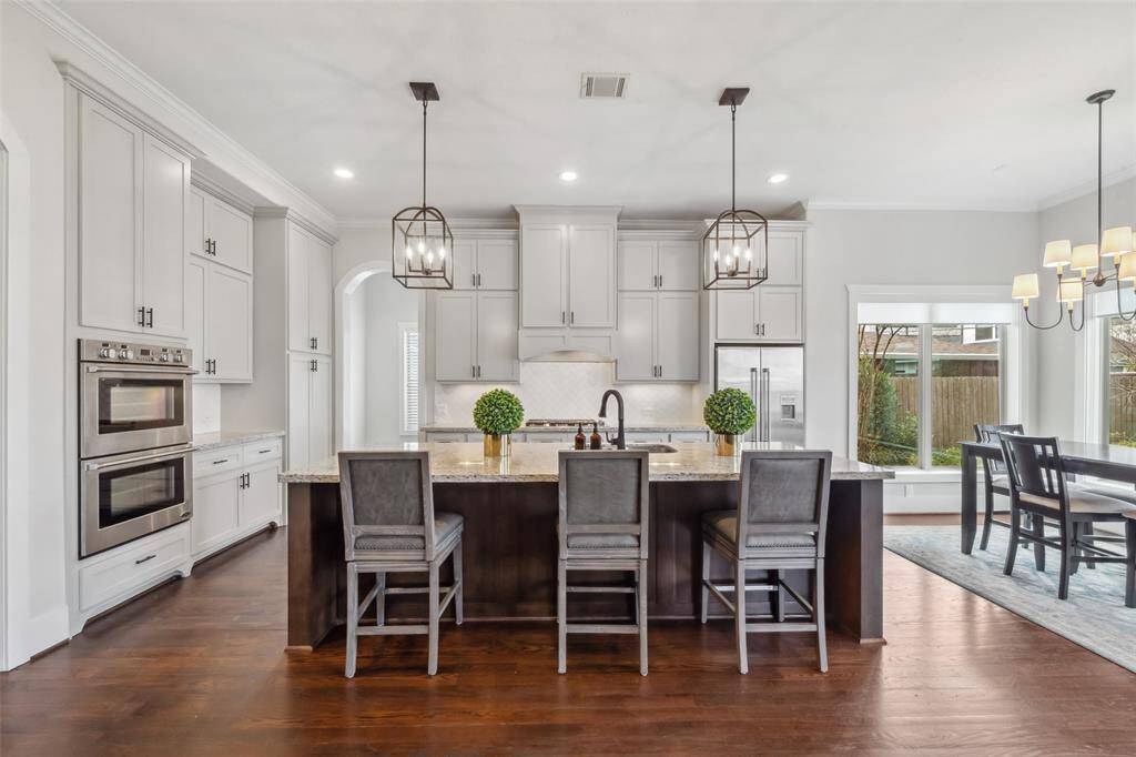 Be sure to check out our 3D tour.