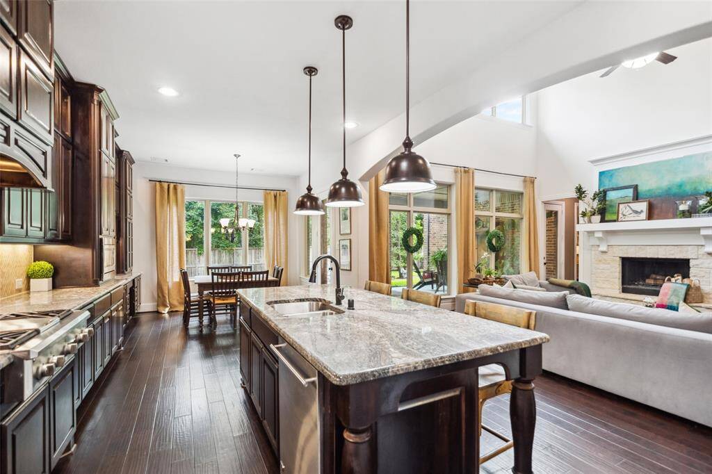 Exceptional open concept at its best!
