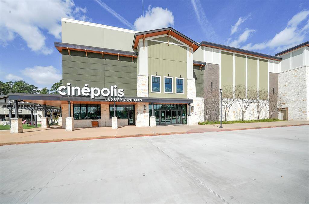 Walk or ride your bike to Cinepolis Cinema and the many amenities of Creekside Town Green.
