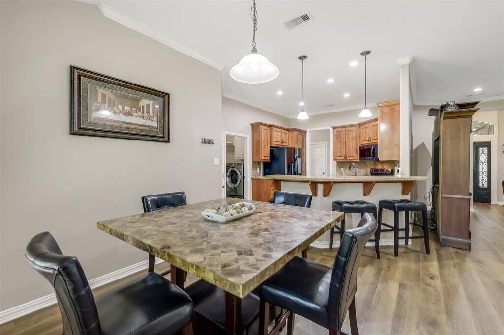 Breakfast Nook