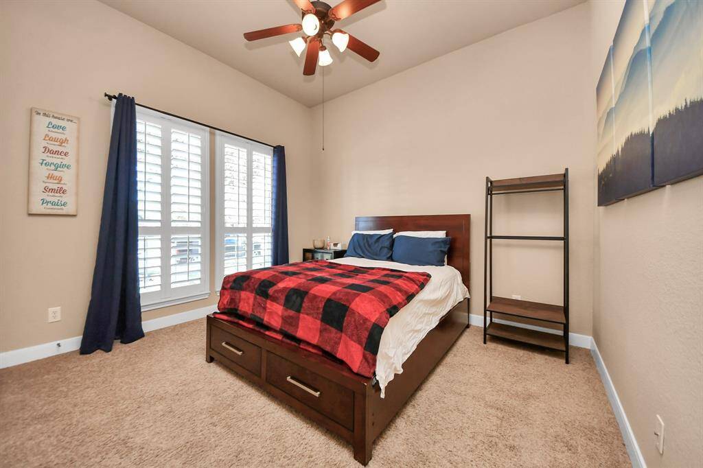 Second bedroom