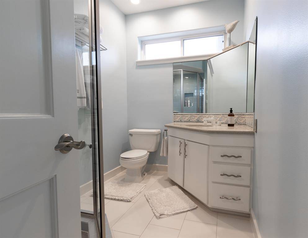 Guest bath - main floor