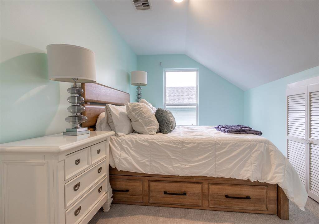 Upstairs guest room