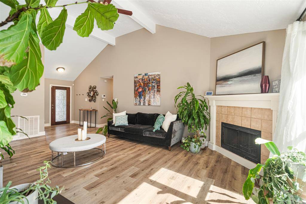 Beautifully Refreshed Interiors: Enjoy new laminate flooring and updated spaces that blend contemporary style with warmth and comfort