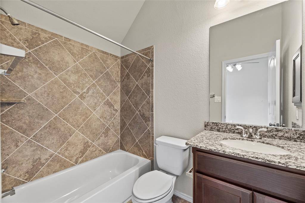 En-suite bathroom.