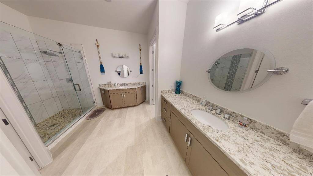 Primary Bath with Standup shower.
