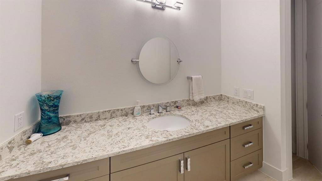 Full size Primary Bathroom Second Sink