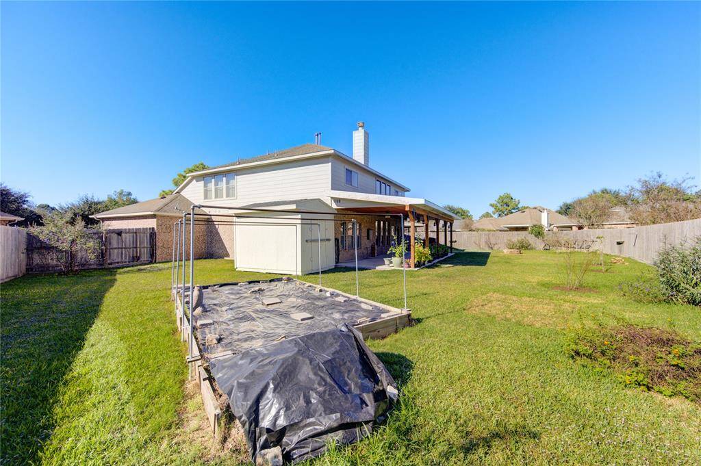 Oversized lot with over 10,000 sq ft. Plenty of room for an active garden, pool and spaces for kids to play