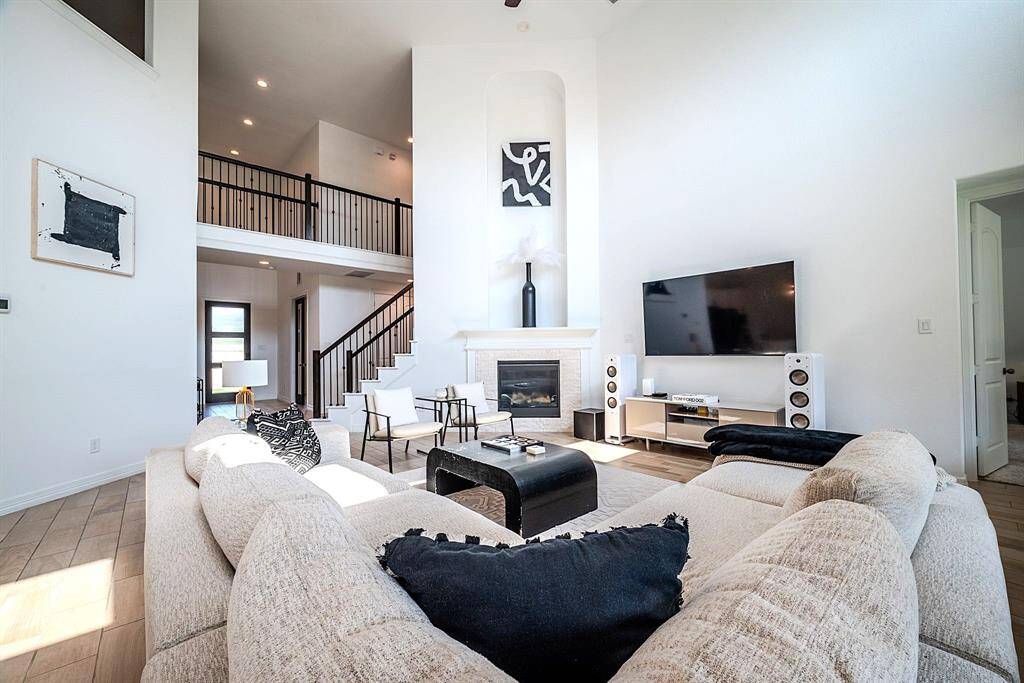 Double height ceilings from entry to living area