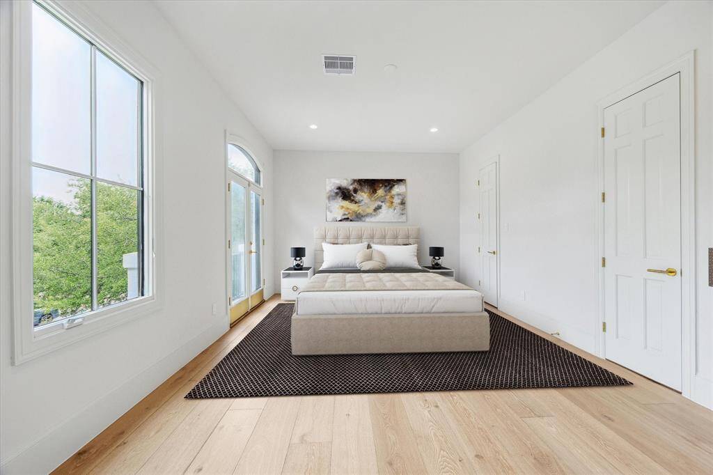 Secondary Bedroom: Please note this photo has virtually staged furnishings.