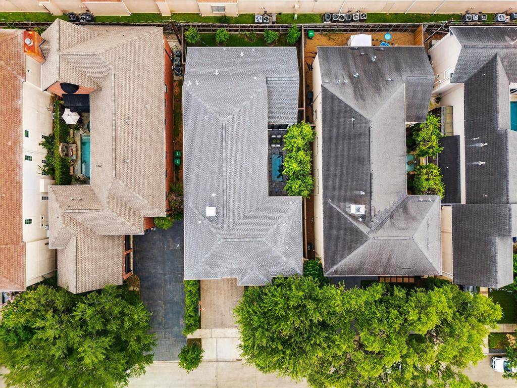 Bird’s-eye view of the home.