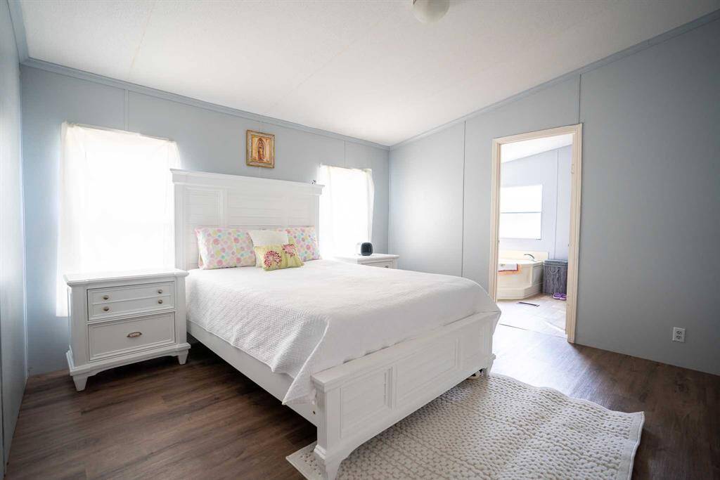 Primary suite