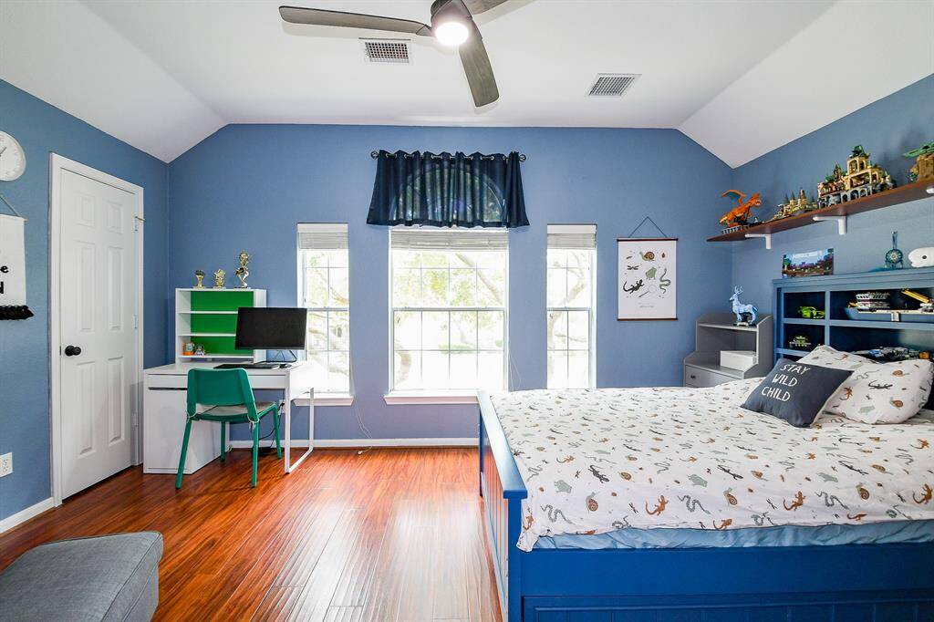 Guest Room ready to be transformed with your Personal Style and Décor.