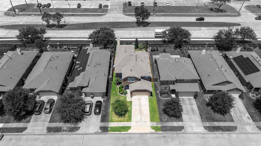 Overview of the house from the air
