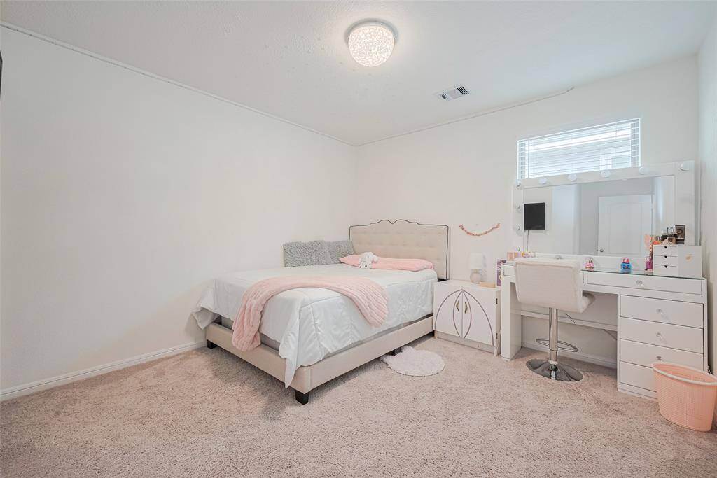 spacious size secondary bedroom