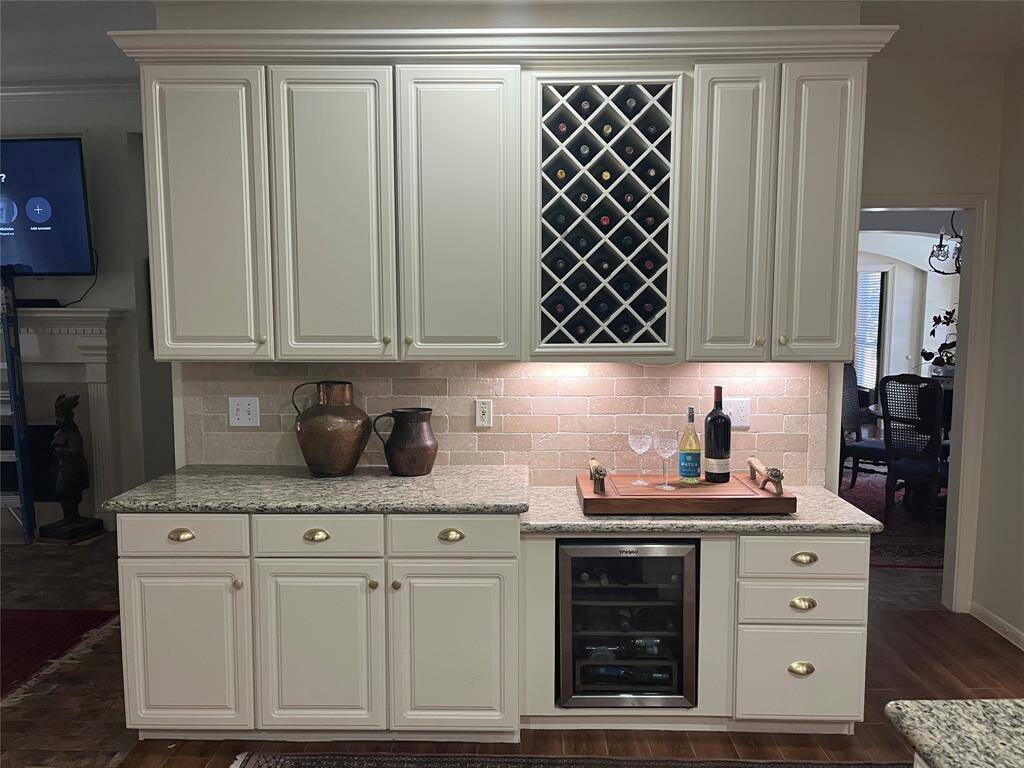 Kitchen wine bar area