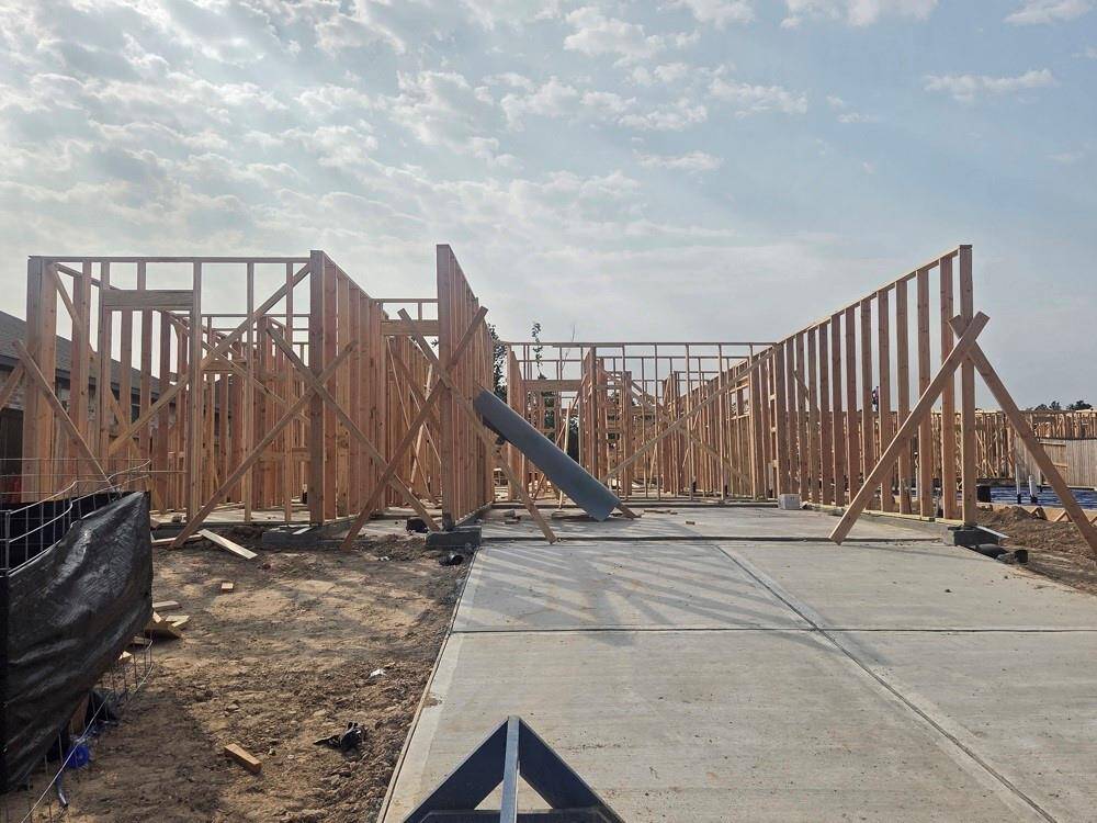 Let us show you how our advanced framing techniques have stood the test of time and allow more insulation for a quieter and more energy efficient home.