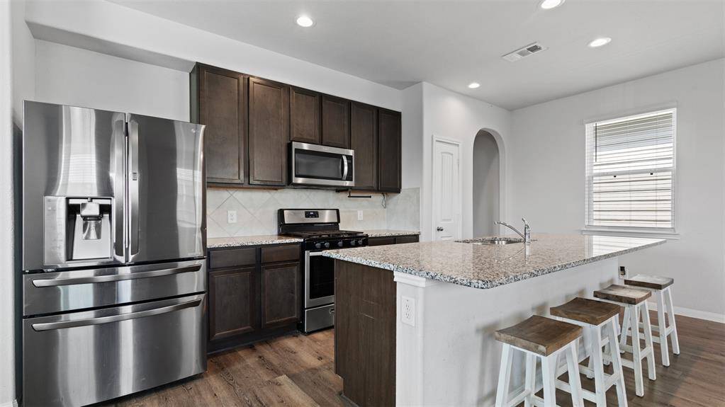 Amazing finishes in the interior and an open concept design