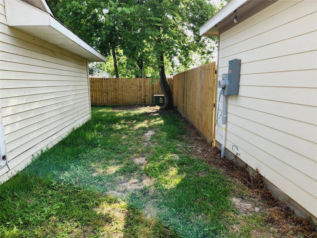 side yard