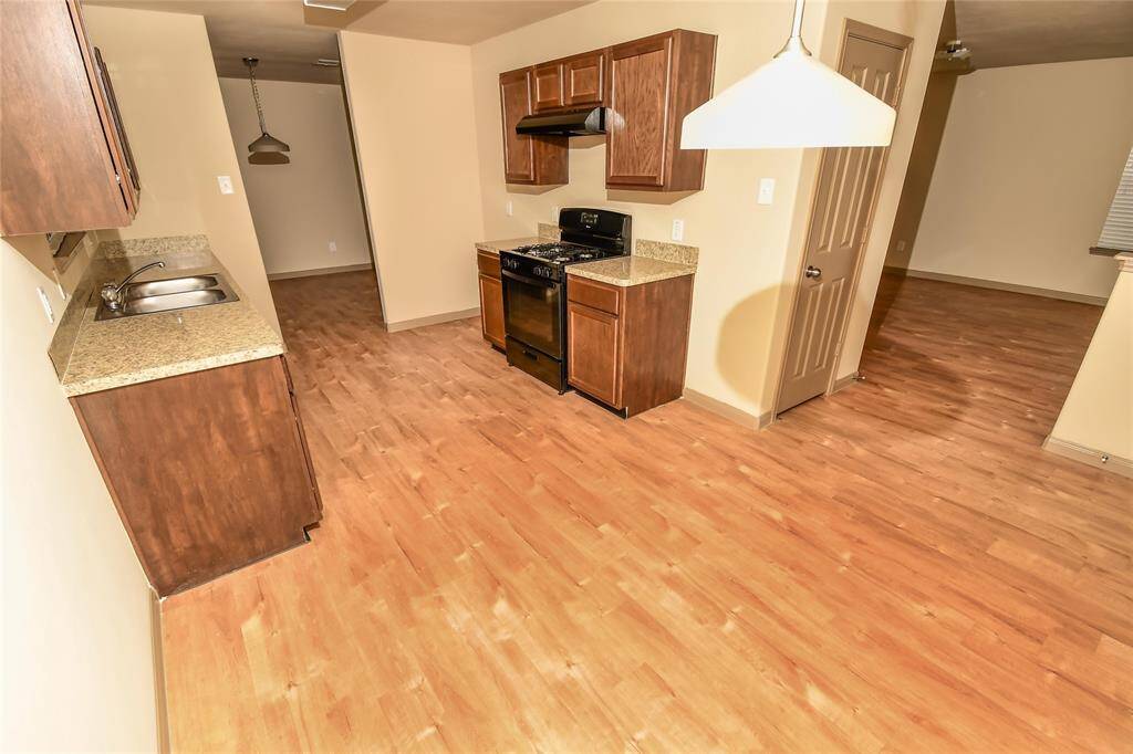 Please note: photos may not reflect recent renovations.