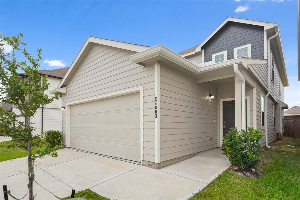 Welcome home! This Camillo Lakes gem blends comfort, style, and functionality in a beautifully maintained space designed for real life. With luxury vinyl plank flooring, fresh neutral finishes, and an open layout perfect for easy living, it features a first-floor primary suite, a spacious upstairs game room, and plenty of room to relax, play, and enjoy every moment.