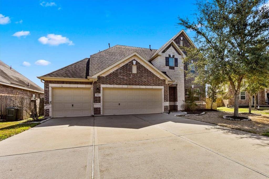 Welcome home to 2506 Solitude. Situated at the end of a quiet street in desired Cottonwood Estates.