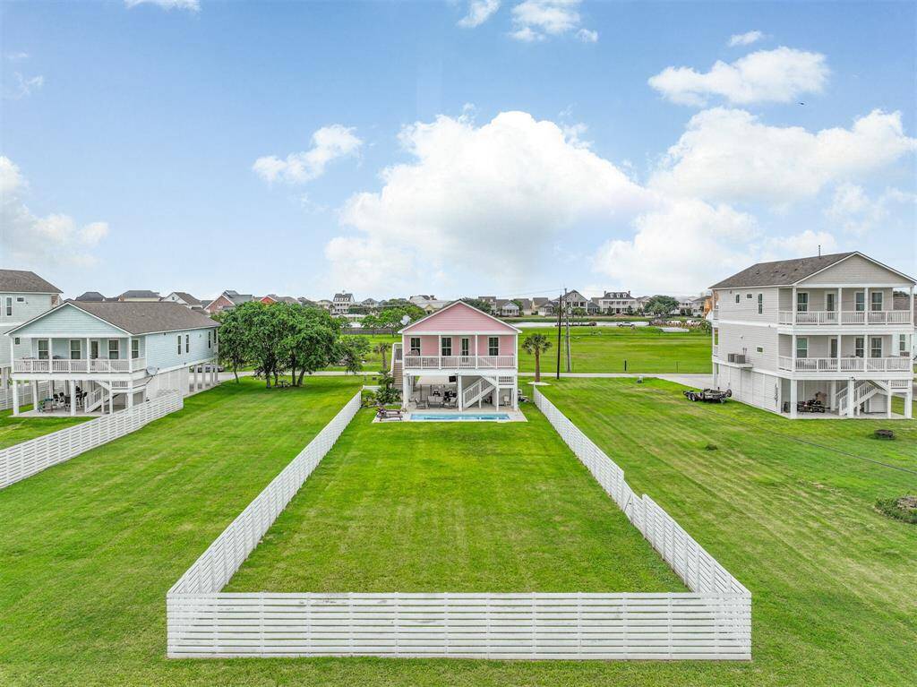 Large enough yard to add a guest house!  All kind of possibilities.