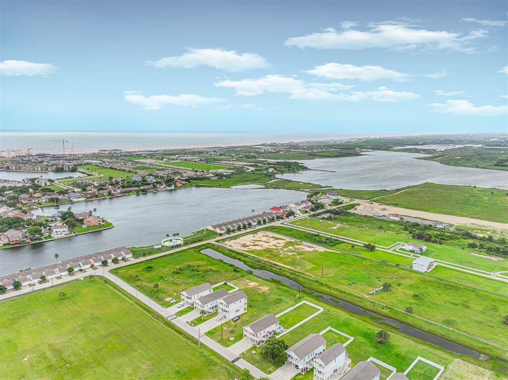 Close proximity to the beach in the distance.