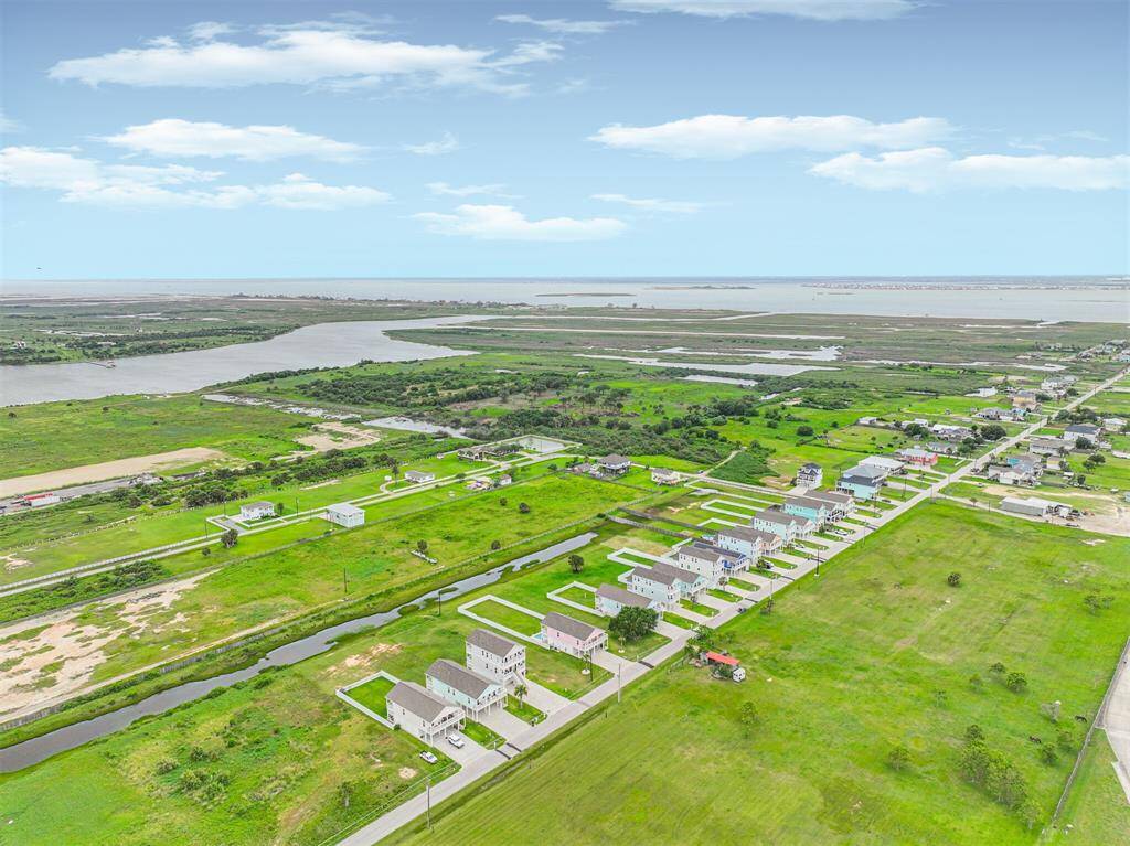 Close proximity to the Bay too!  Just drive to the end of the street.