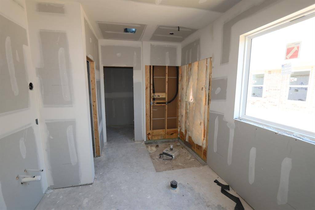 Relaxing primary bath - still under construction!