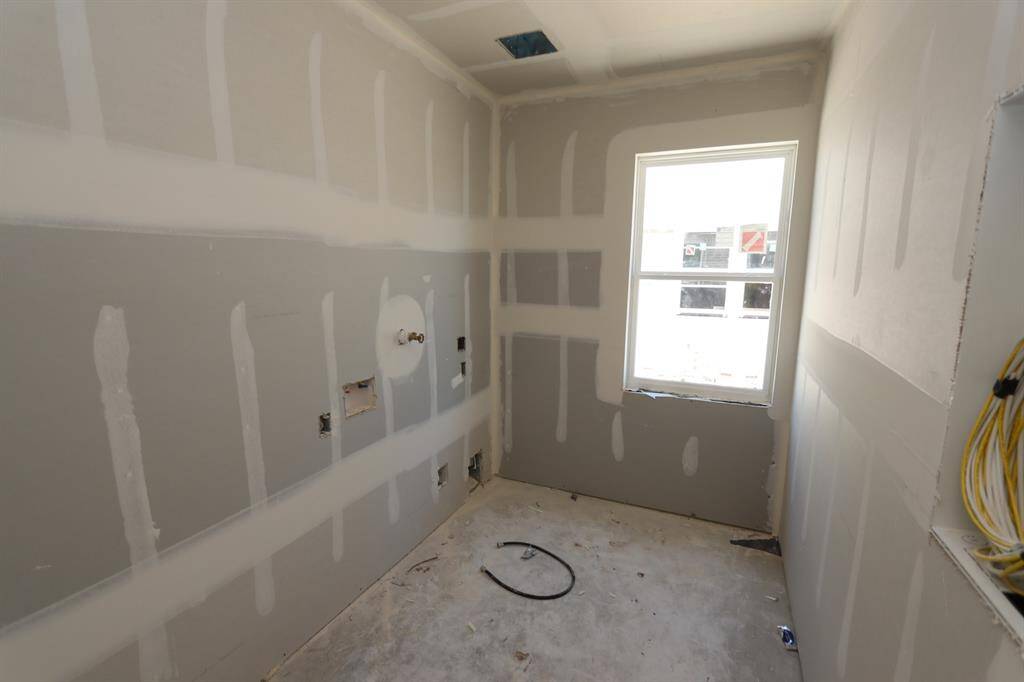 Laundry room - still under construction!