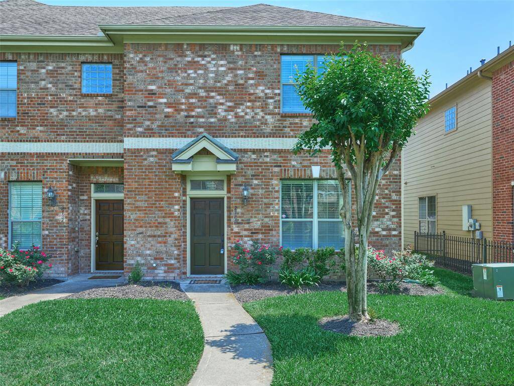 2726 Misty Heath Ln