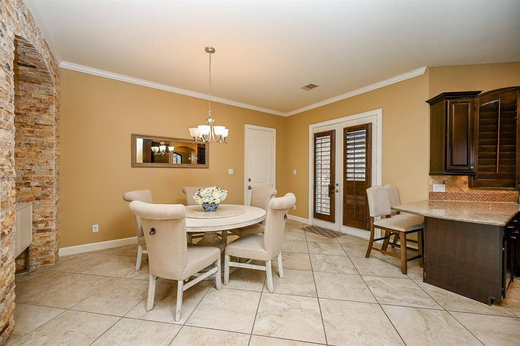 Breakfast with the Door Leading to Front Courtyard