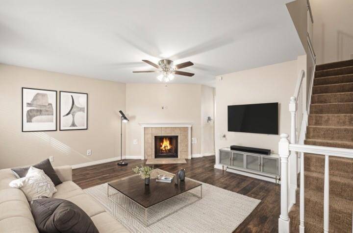 ***Virtually staged to show the room's potential when furniture is added***