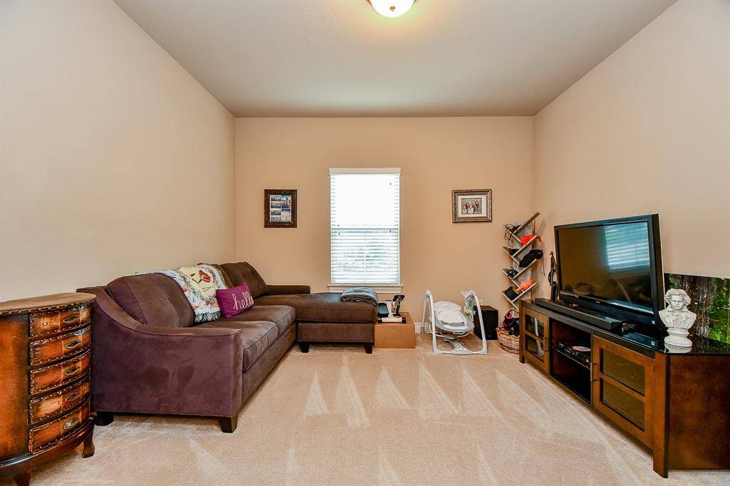 Create an easy, relaxing den-like space or maybe another sleeping space here, on the 2nd floor.