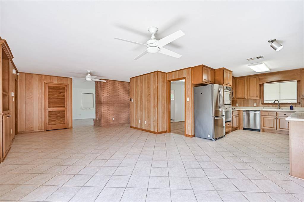 Another view of the family room off the kitchen