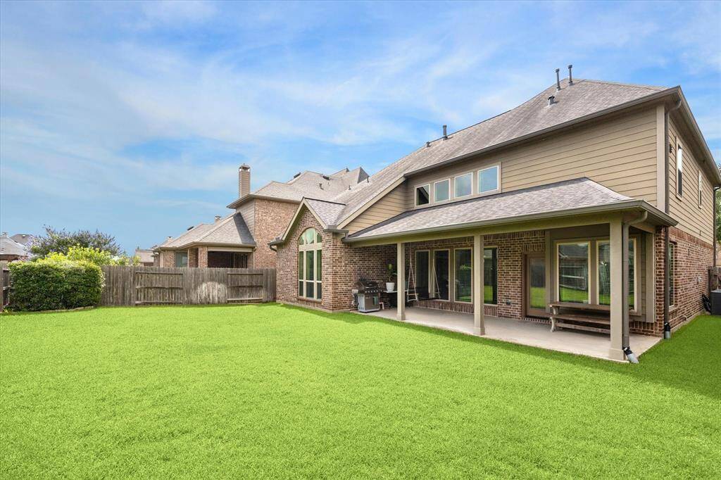 Firethorne Amenities center. Resort style pool, tennis courts, Sand Volleyball court and playground.