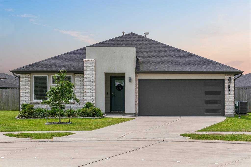 Don't let this be your last look at this beautiful home. Make an appointment to see it or visit an open house soon!