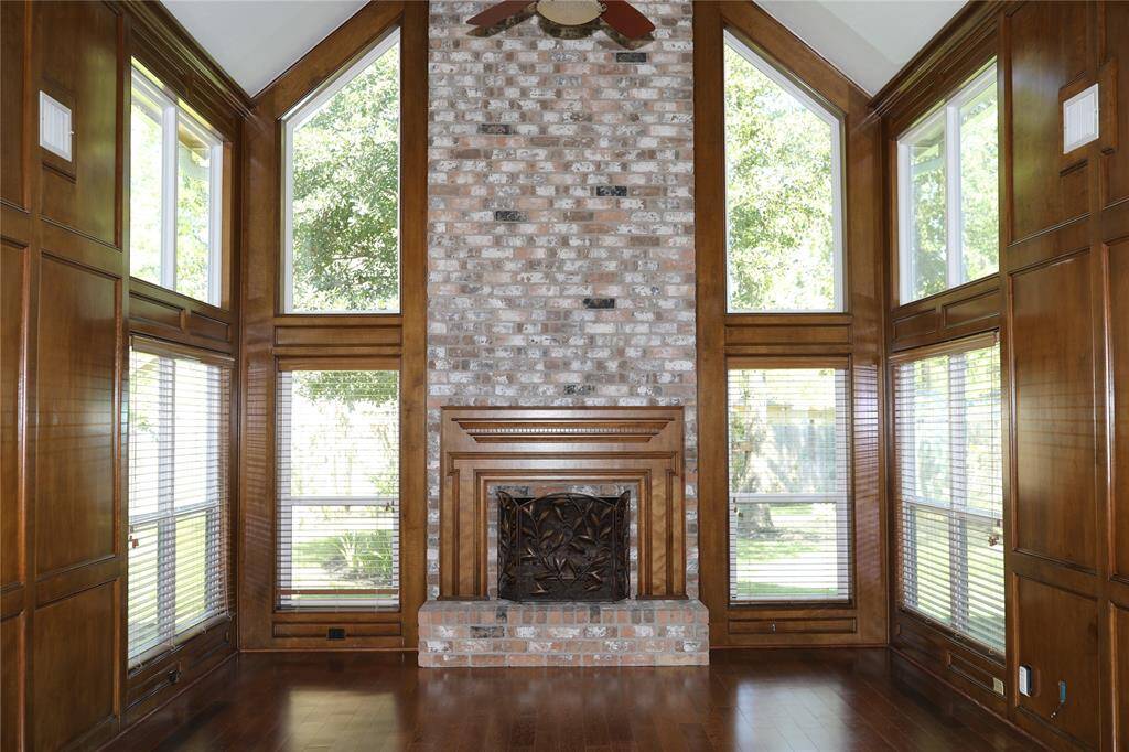 Living room with gas fireplace