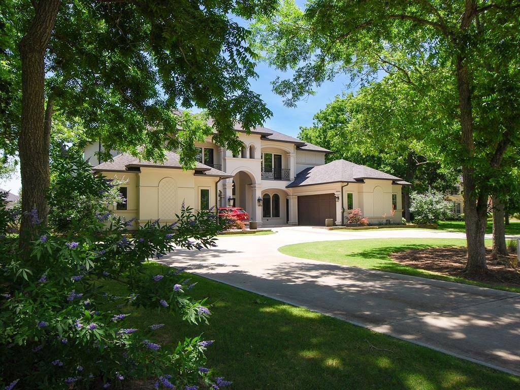 This is a view of the house to the West of the Subject Property.