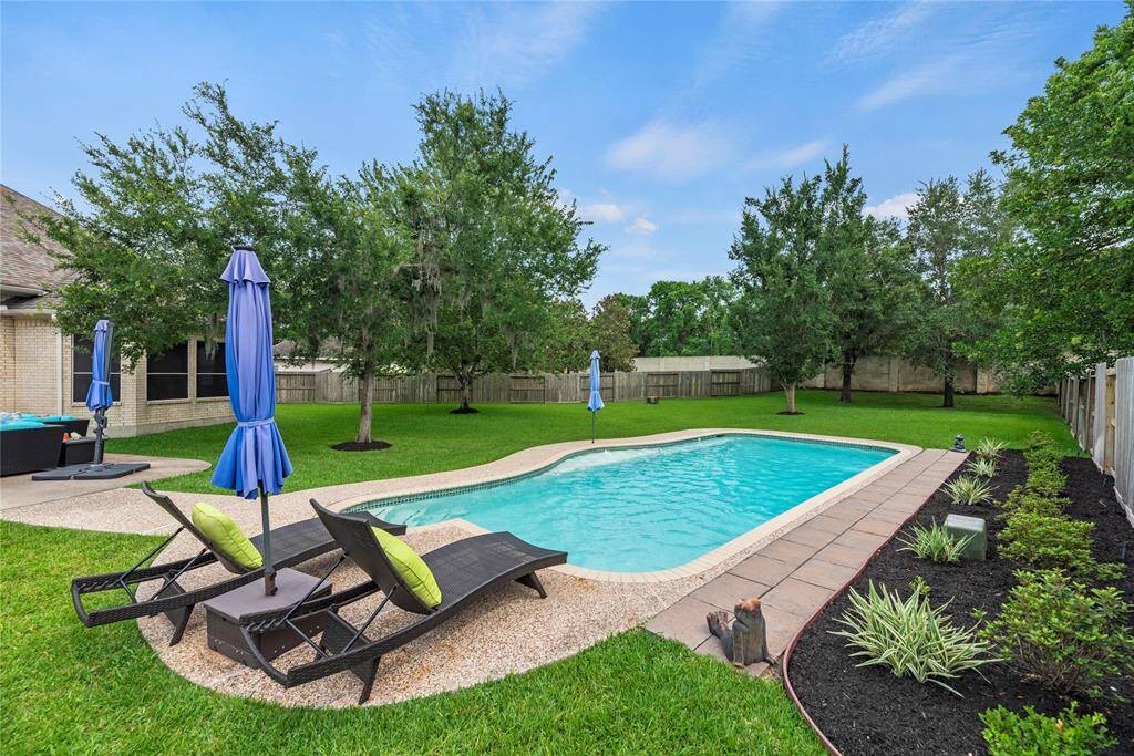 It’s a true outdoor retreat with room to enjoy and grow.