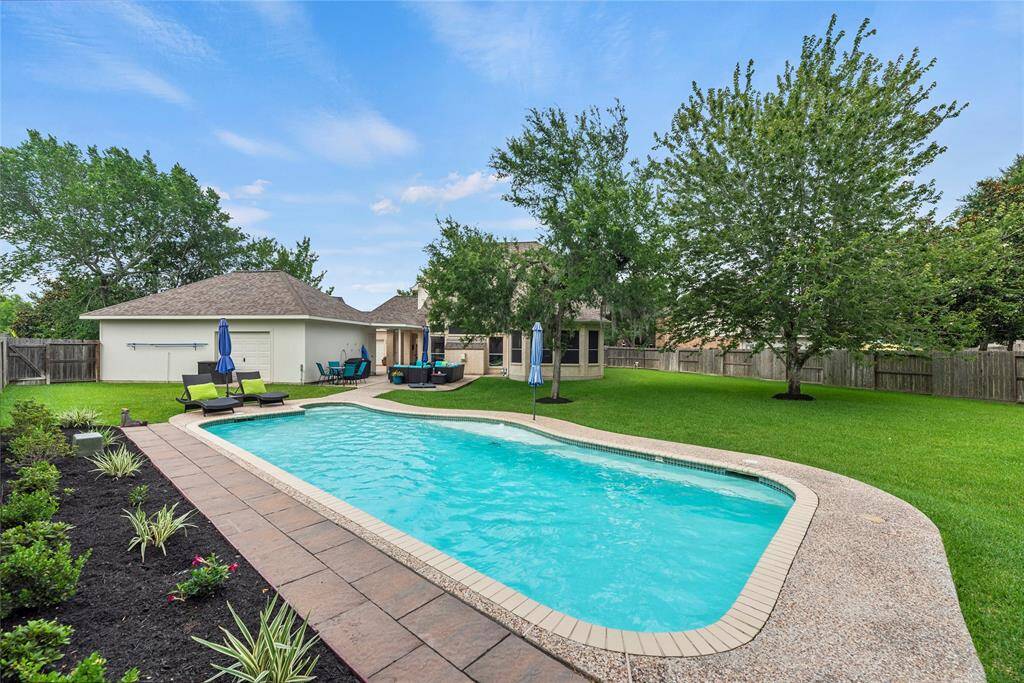 Children and dogs may easily play in the ample green space! Sit by the pool, as the kiddos and their friends float by on inflatable avocados and doughnuts!