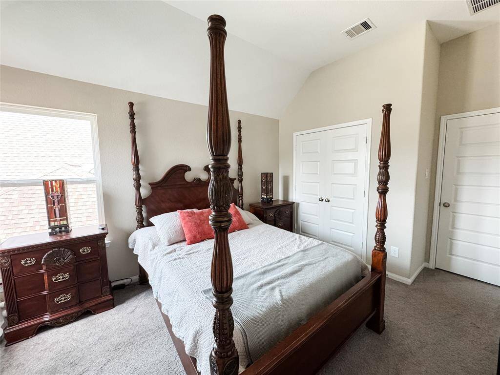 Upstairs bedroom 4