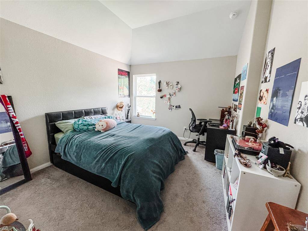 upstairs bedroom 5