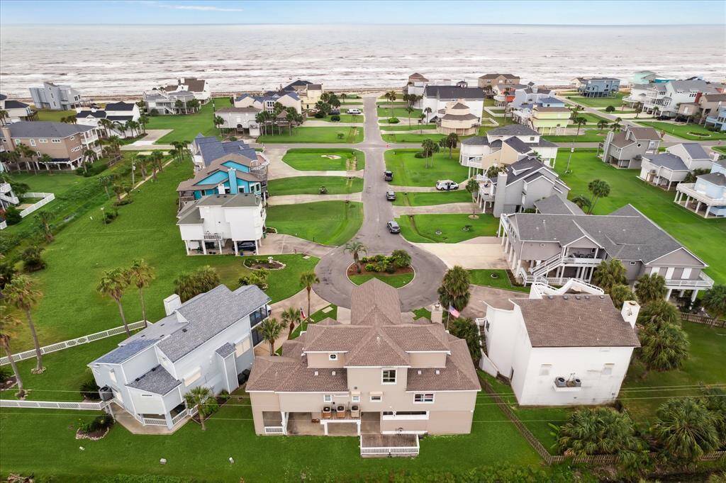 Aerial view showcasing the beautiful neighborhood and  the unobstructed view because of strategic location at the head of the culdesac.